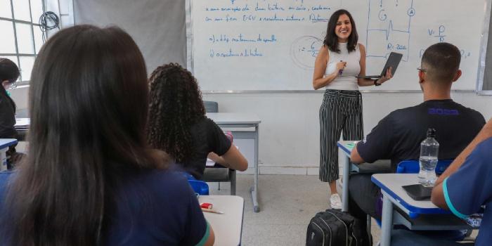 Inscrições para o concurso público da Educação oferta 13.795 vagas em diversas carreiras na rede estadual de ensino (Dirceu Aurélio / Imprensa MG)