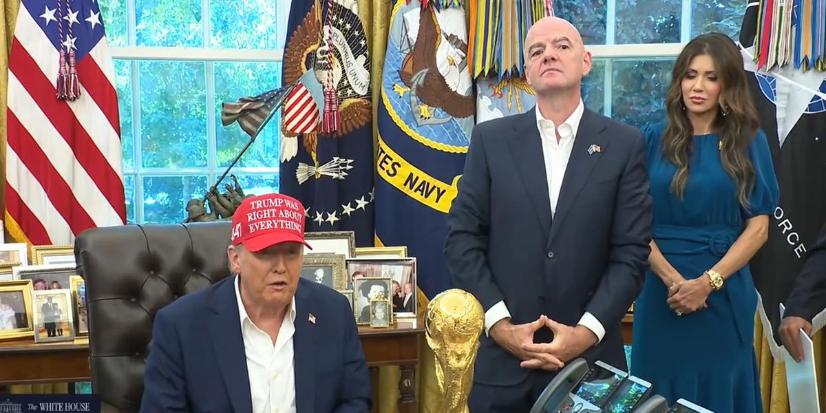 Trump e Gianni Infantino anunciaram data do sorteio da Copa do Mundo (Reprodução: X do Donald Trump)