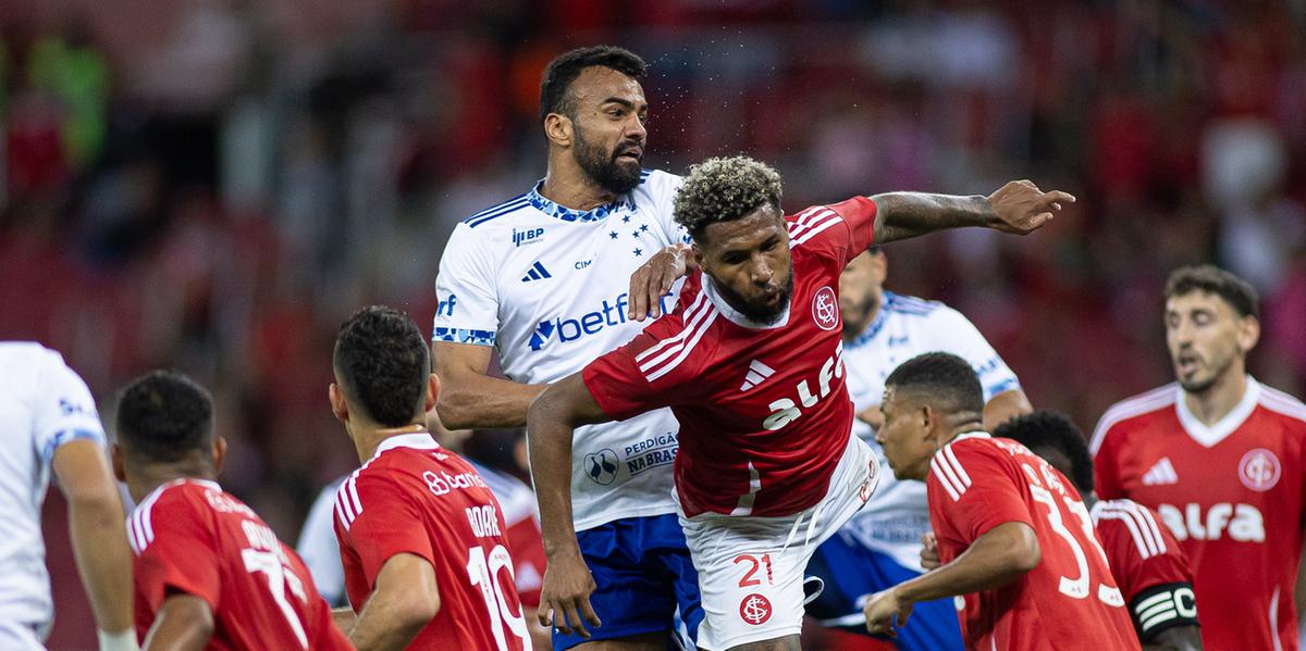 Cruzeiro terá a chance da revanche contra o Inter neste sábado (Foto: Lucas Bubols)