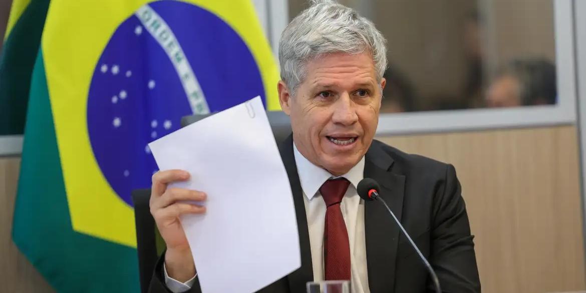 Plano é um conjunto de medidas de apoio às empresas exportadoras diretamente afetadas pela decisão do governo do presidente dos EUA, Donald Trump, bem como a fornecedores e trabalhadores dessas empresas (Fabio Rodrigues-Pozzebom/ Agência Brasil)