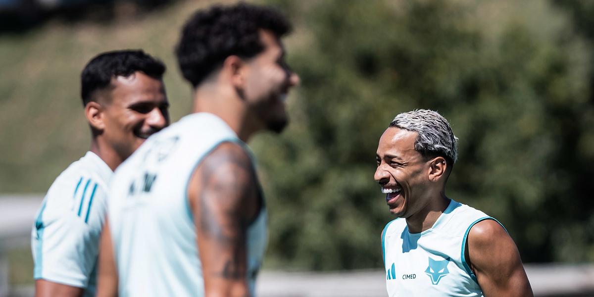 Jogadores treinaram normalmente na manhã desta segunda-feira na Toca II (Foto: Gustavo Aleixo/Cruzeiro)