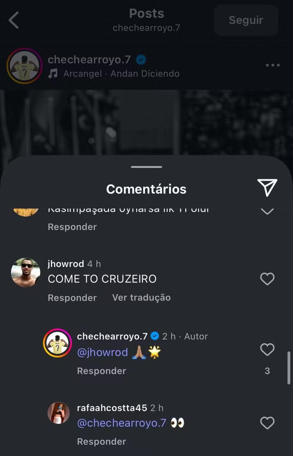 Arroyo interage com torcedor cruzeirense (Reprodução: Instagram)