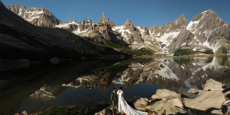 Bariloche apresenta suas paisagens de neve, lagos e montanhas como cenário para destination weddings, em ação na Inesquecível Casamento Week Rio 2025 (Emprotur Bariloche)