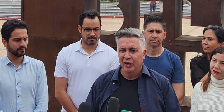 Damião entregou a obra da Praça do Papa neste sábado (30) (Maurício Vieira/ Hoje em Dia)