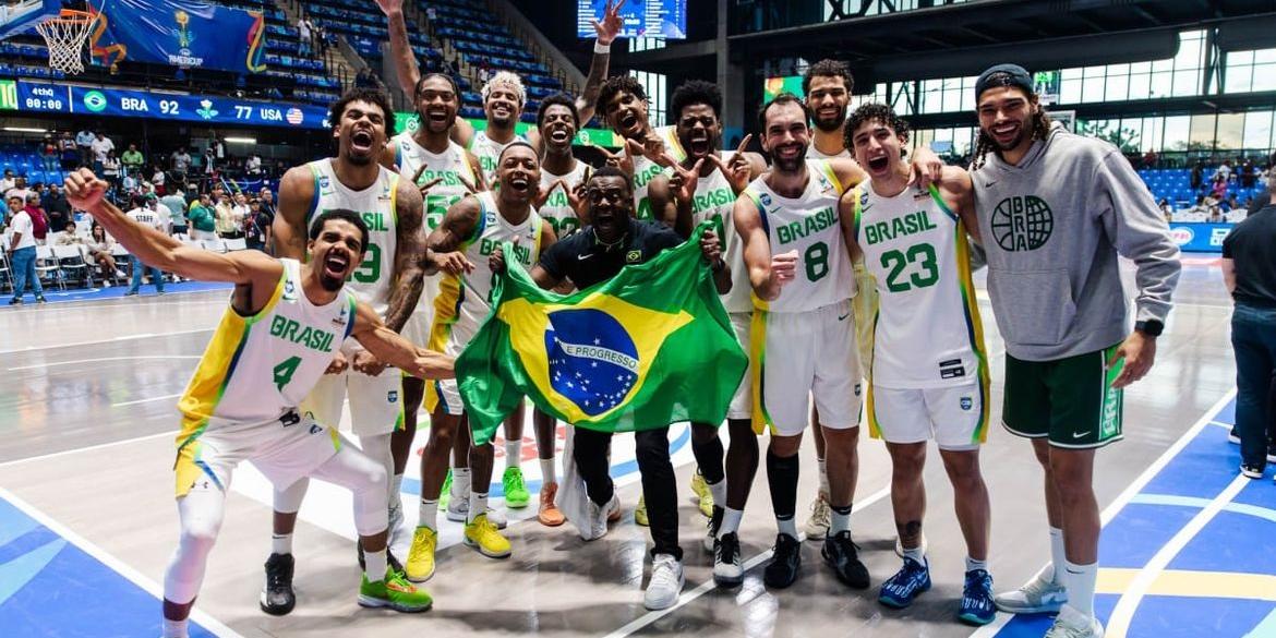 Seleção Brasileira de Basquete Masculino venceu os Estados Unidos e disputa a final contra a Argentina (FIBA Americas/Divulgação)