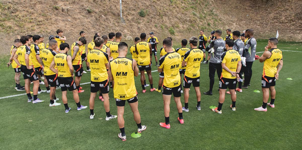 Elenco atleticano aguarda por novo técnico para recuperar caminho das vitórias (Pedro Souza / Atlético)