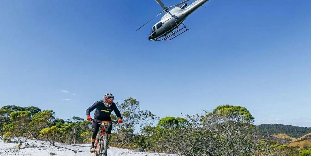 Ciclistas encaram três dias de prova pelas trilhas do Ibiti Projeto, em Lima Duarte (MG). (Reprodução: Instagram)