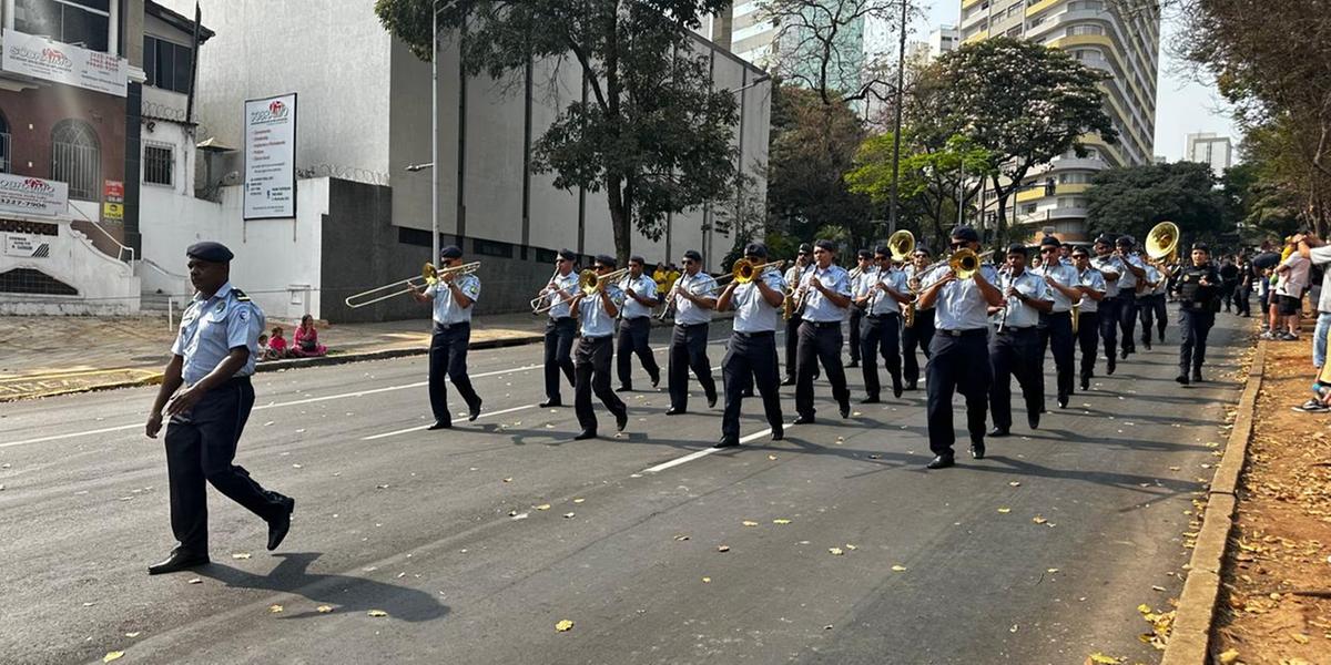 Durante o desfile, trânsito de algumas vias na área central será alterado (Ana Luísa Ribeiro)