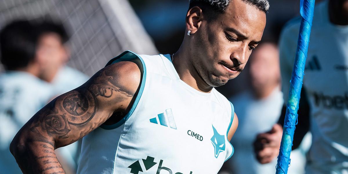 Matheus Pereira sente incômodo na panturrilha e pode desfalcar Cruzeiro no clássico (Gustavo Aleixo/Cruzeiro)
