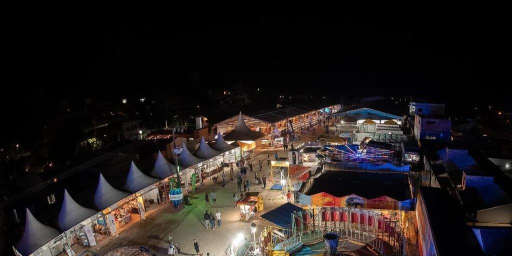 Festival do Mar conta com artistas como Alexandre Pires e Munhoz e Mariano; evento une tradição, música e gastronomia em celebração à cultura do litoral (Divulgação)