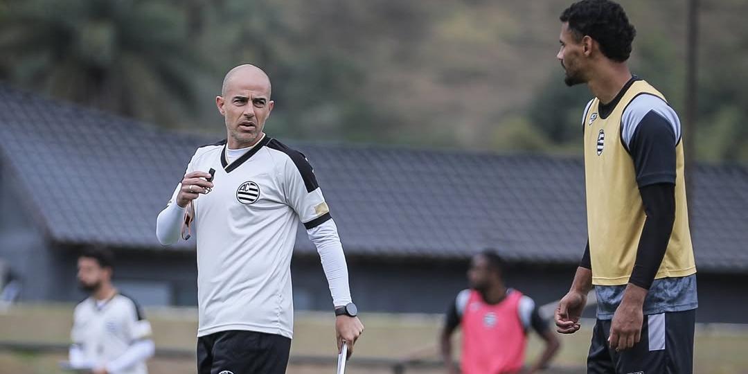 Esquadrão de Aço encara Vila Nova para se afastar da zona de rebaixamento (Reprodução / Instagram Athletic)
