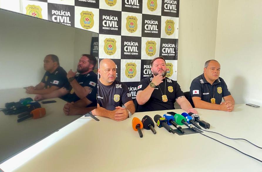 Delegados apresentaram o vídeo crucial para a prisão da dupla (Valéria Marques/Hoje em Dia)