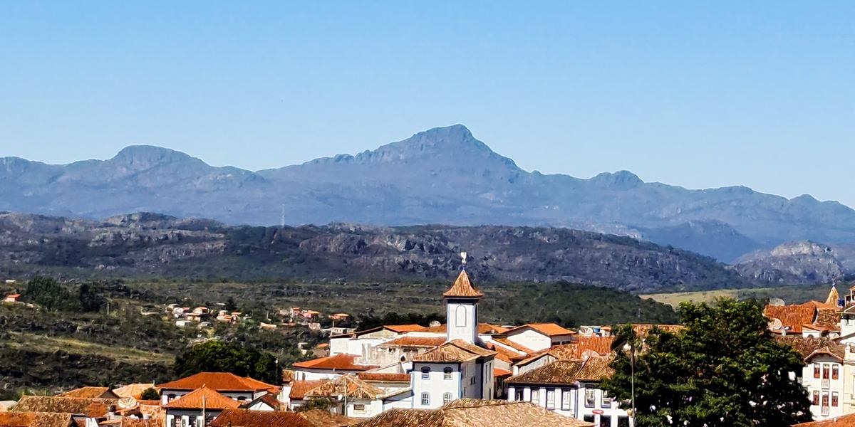Entre história viva, natureza exuberante e tradições que resistem ao tempo, Diamantina se consolida como um destino que não apenas encanta, mas transforma quem a visita (Divulgação)