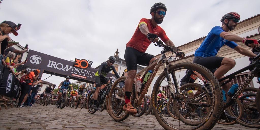 Iron Biker Brasil reúne atletas de diversas regiões de Minas e do país em Mariana (Divulgação / Samuel Consentino)