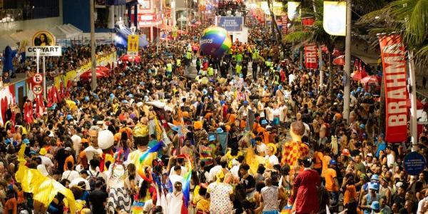 O Carnaval de Salvador é oficialmente patrimônio cultural nacional, consagrando a festa como uma das maiores do mundo (Jefferson Machado/GOVBA)
