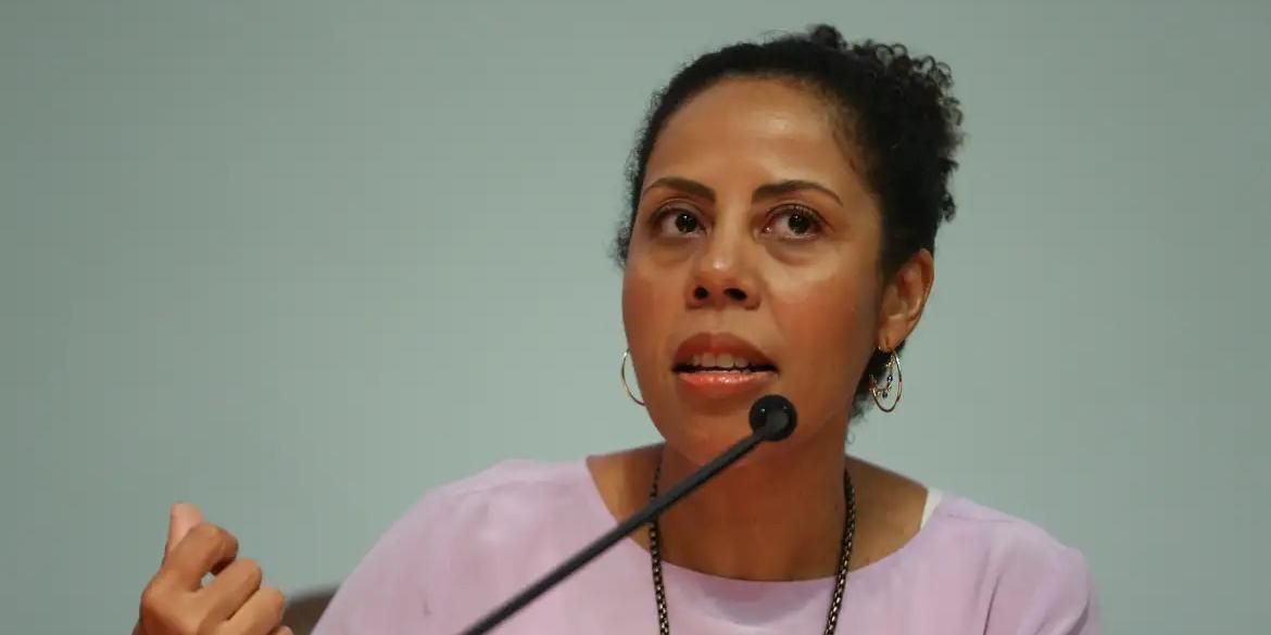 Economista foi pioneira nas comissões de heteroidentificação e lutou pela implementação da política de cotas raciais para ingresso nas universidades e carreiras públicas (Fabio Rodrigues-Pozzebom/ Agência Brasil)