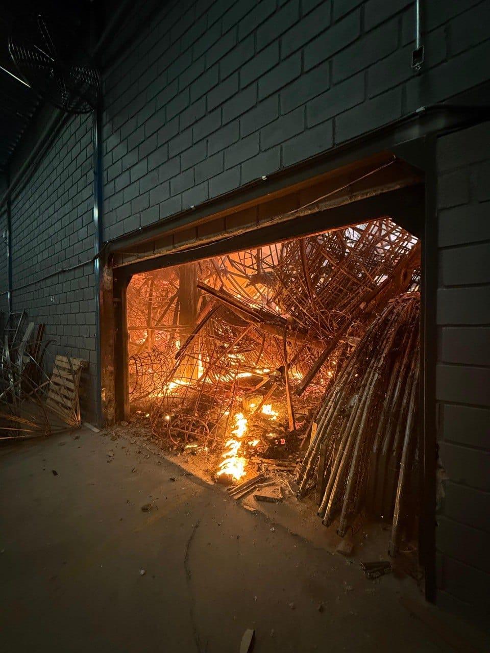 Incêndio em galpão na Grande BH (Divulgação / Corpo de Bombeiros)