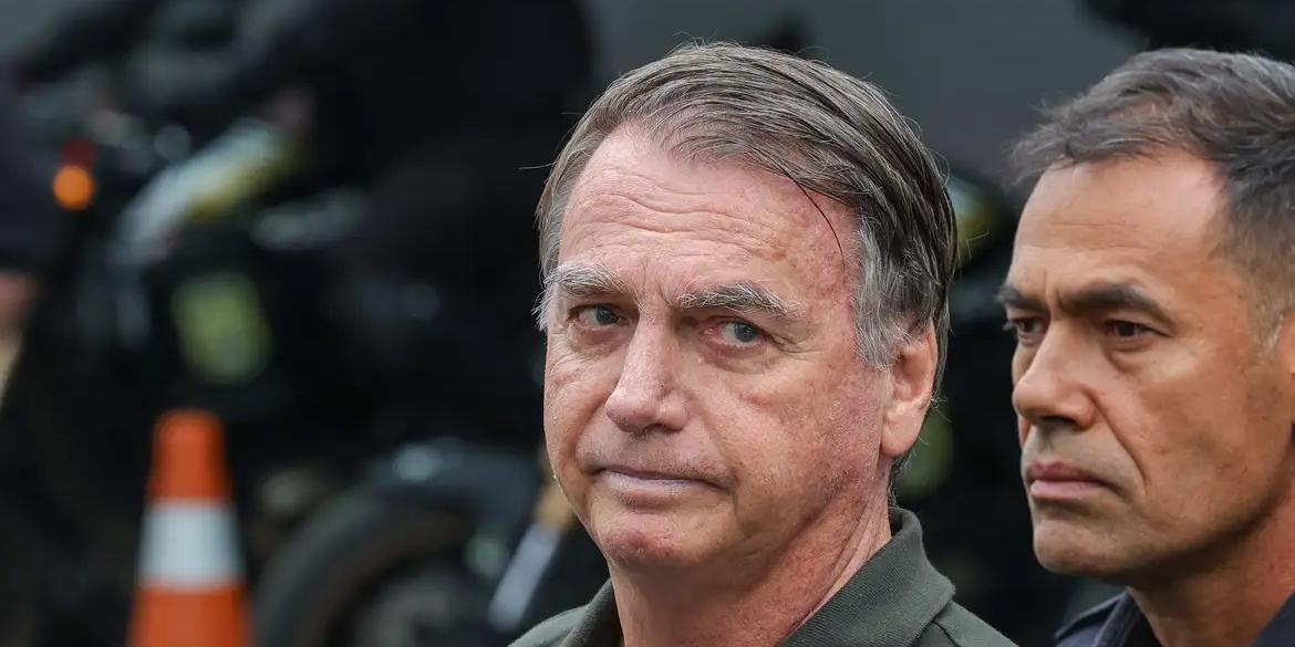 Bolsonaro deixa hospital após passar por procedimentos cirúrgicos (Fabio Rodrigues-Pozzebom/ Agência Brasil)