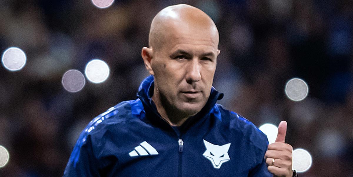Leonardo Jardim chega a três vitórias de virada sob o comando do Cruzeiro na temporada (Gustavo Aleixo/Cruzeiro)