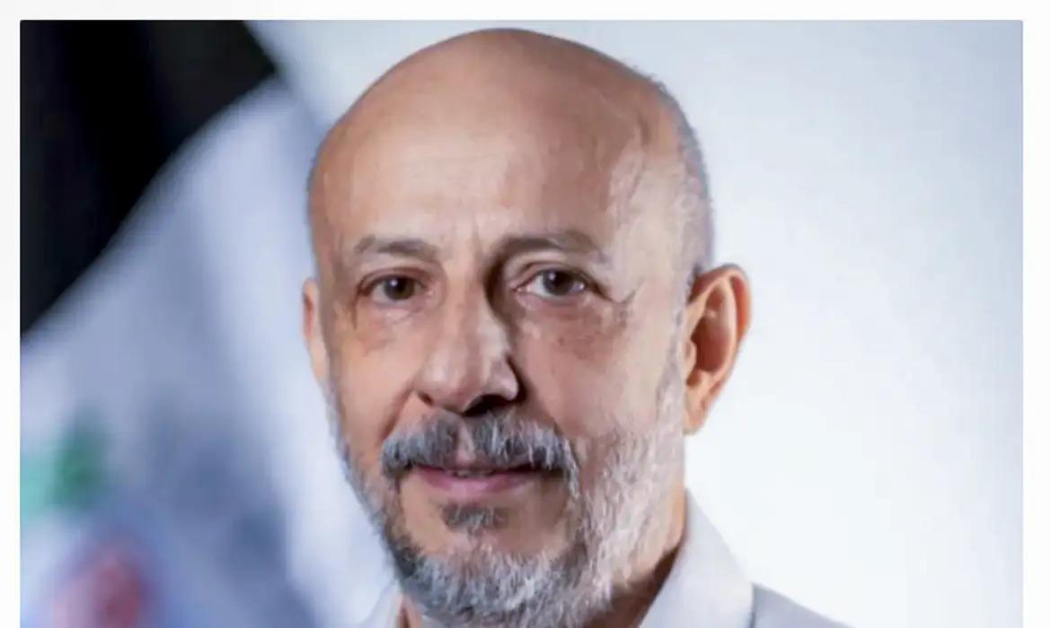 Ruy Fontes, que atualmente era secretário de Administração da prefeitura de Praia Grande, foi morto por volta das 18h desta segunda-feira (15), em bairro próximo à prefeitura e ao fórum do município (Ruy Ferraz Fontes/Arquivo pessoa)