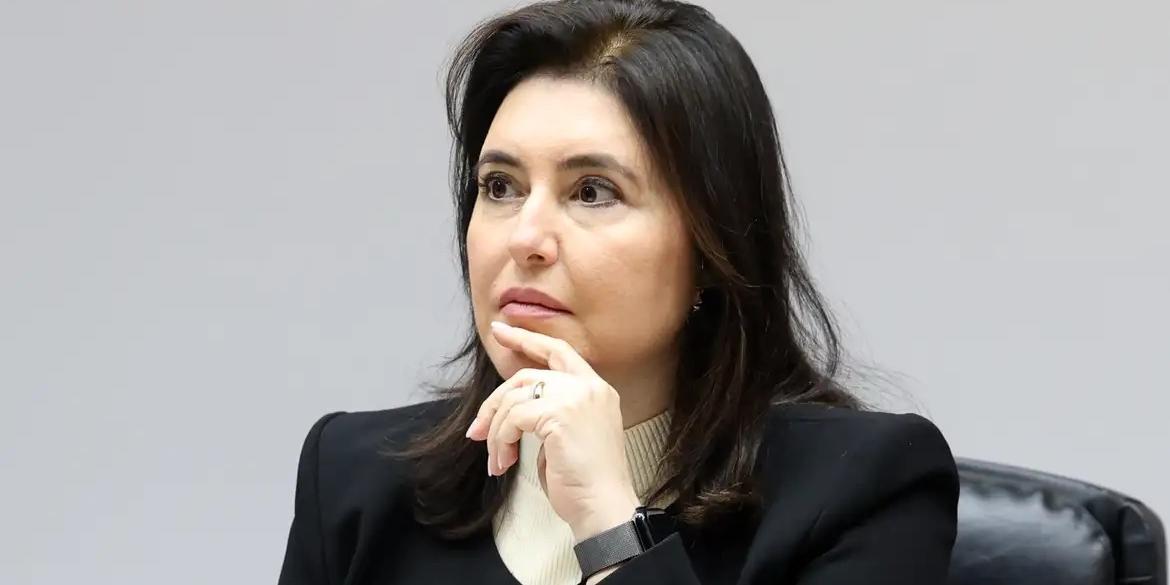 “Esta pauta da Pec da Blindagem não atende ao interesse do povo brasileiro”, afirmou a ministra, que defendeu a votação de propostas “que são do interesse do povo brasileiro”, entre as quais citou a isenção no Imposto de Renda para quem ganha até R$ 5 mil (Valter Campanato/Agência Brasil)