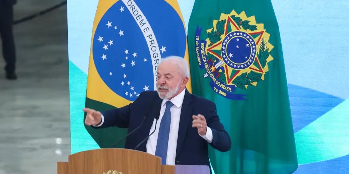 "A votação ontem no Congresso Nacional da prerrogativa, garantindo imunidade da forma que foi garantida até para presidente de partido, não é uma coisa séria", disse Lula nesta quinta-feira (18), em um evento de lançamento de obras do Novo PAC, no Palácio do Planalto (Valter Campanato/Agência Brasil)