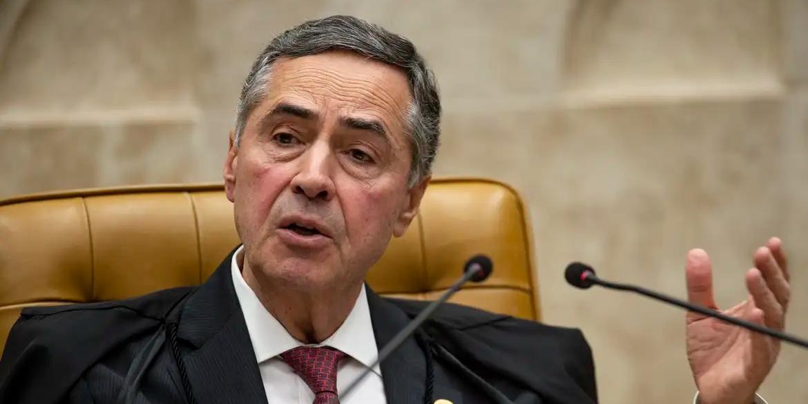 Para Barroso, apesar de “ruim”, a mudança foi uma opção do Legislador no sentido de resolver a solvência da Previdência Social, e não caberia a um juiz, por cautela, interferir em questões atuariais complexas e com efeitos sistêmicos imprevistos (Marcelo Camargo/Agência Brasil)