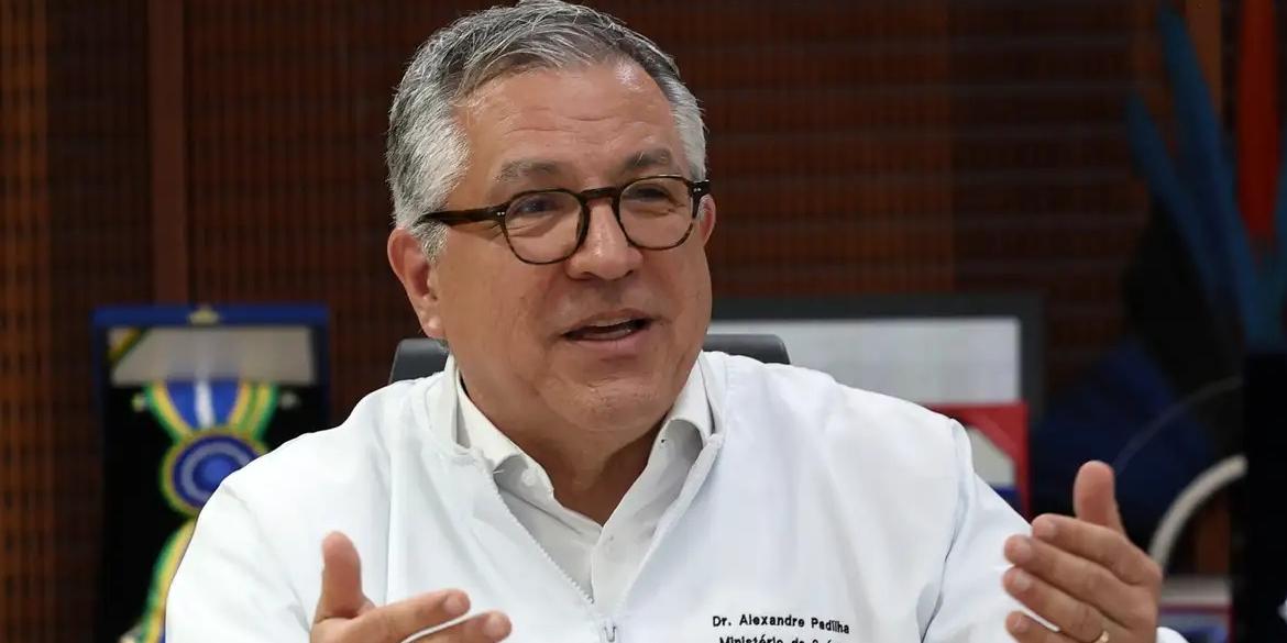 De acordo com o ministro, em apenas um mês, foi registrada quase a metade dos casos de intoxicação por metanol contabilizados todos os anos (Antonio Cruz/Agência Brasil)
