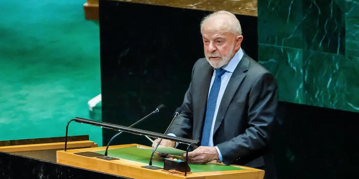 “Quero saudar todos os artistas que se uniram ontem a dezenas de milhares de pessoas nas ruas de todo o Brasil para defender a justiça e lutar contra a impunidade e a anistia”, afirmou Lula (Ricardo Stuckert/PR)