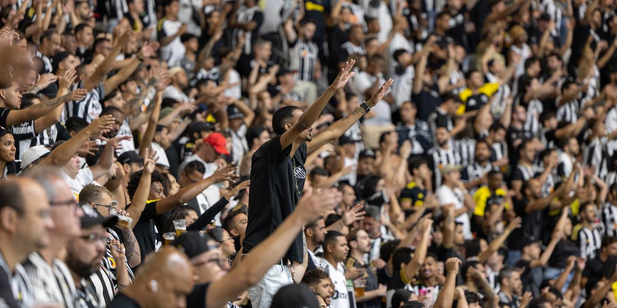 Torcedor atleticano que é sócio terá um ingresso gratuiuto na compra de outro (Foto: Daniela Veiga / Atlético)