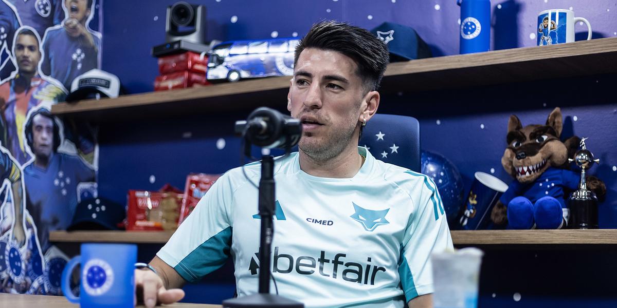 Villalba participou do Cruzeirocast e contou um pouco sobre a sua trajetória no futebol (Gustavo Aleixo)