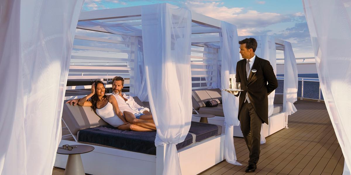 Expaço exclusivo do MSC Yacht Club reúne suítes sofisticadas, lounge panorâmico e restaurante gourmet, combinando conforto, privacidade e sofisticação a bordo (Divulgação)