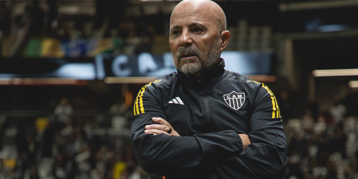 Sampaoli elogia jogador que deu volta por cima no Atlético (Foto: Pedro Souza / Atlético)