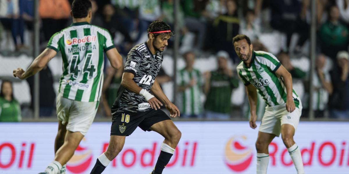 Galo encara Juventude para abrir vantagem para o Z4 e 'dormir' no grupo da Sul-Americana (Pedro Souza / Atlético)