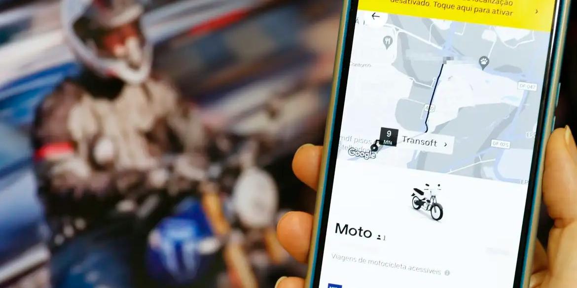 Aplicativo do Uber para Motos. (Bruno Peres/Agência Brasil)