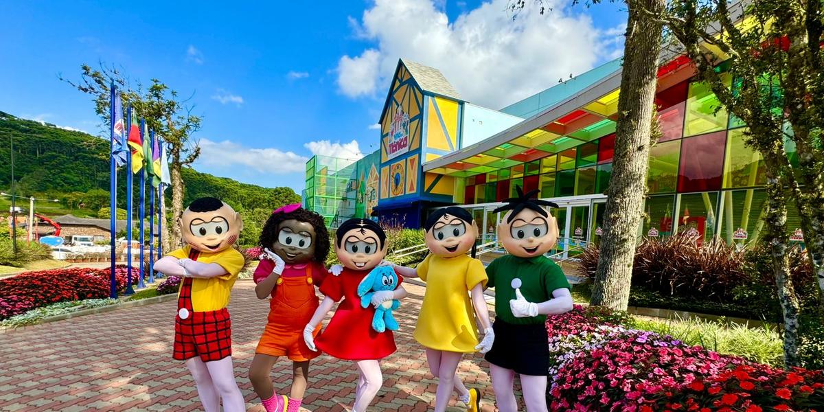 A Vila da Mônica, em Gramado, transporta os visitantes para o universo lúdico de Mauricio de Sousa e promete muita diuversão em família (Divulgação)