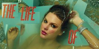 Capa de The Life of a Showgirl, novo álbum de Taylor Swift; estética “showgirl” e paleta laranja pautam a era (Taylor Swift/Instagram)