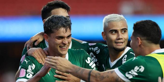Palmeira vira sobre o São Paulo e assume o topo da tabela do Brasileirão (Cesar Greco / Palmeiras)