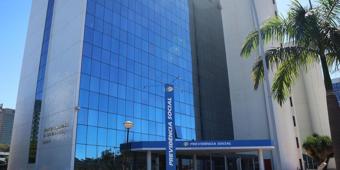 Adroaldo alertou que 73% da Previdência é financiada pela folha de pagamento dos empregados contratados via CLT e que a substituição de 10% desses trabalhadores para um regime de PJ traria uma perda anual de aproximadamente R$ 47 bilhões (José Cruz/Agência Brasil)