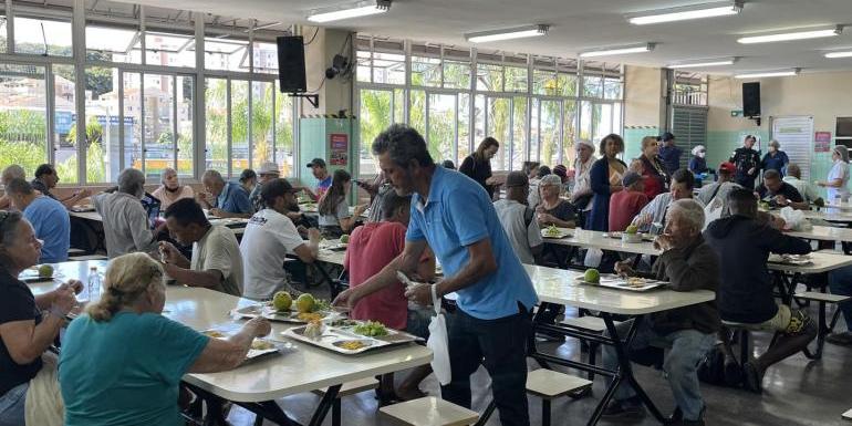 Restaurante Popular de Venda Nova fica na rua Padre Pedro Pinto, 2.277 (PBH/Divulgação)
