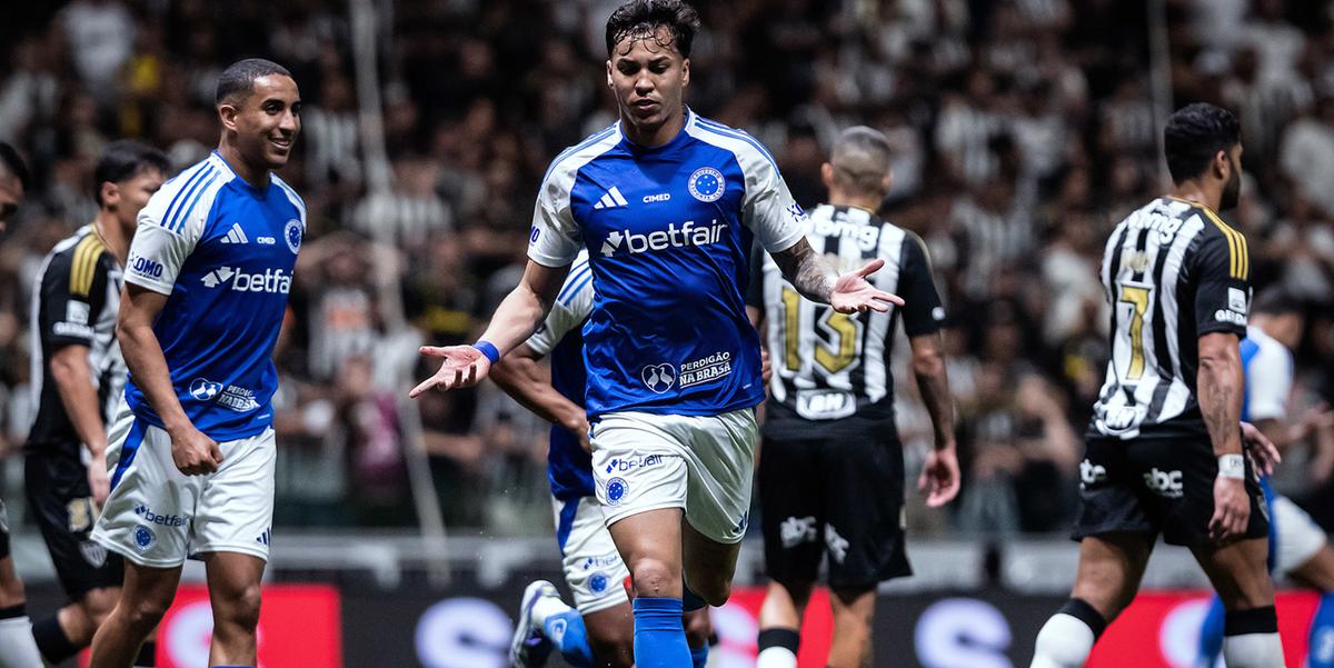 Cruzeiro encara o Atlético na volta do Brasileirão podendo repetir feito do ano do '6 a 1' (Gustavo Aleixo/Cruzeiro)