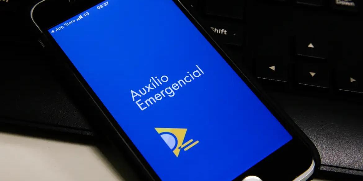 Em nota, a pasta informou que estão fora do processo de cobrança pessoas em situação de vulnerabilidade, incluindo beneficiários do Bolsa Família e inscritos no Cadastro Único; e quem recebeu valores inferiores a R$ 1,8 mil, tem renda familiar per capita de até dois salários mínimos ou renda mensal familiar de até três salários mínimos (Marcello Casal jr/Agência Brasil)