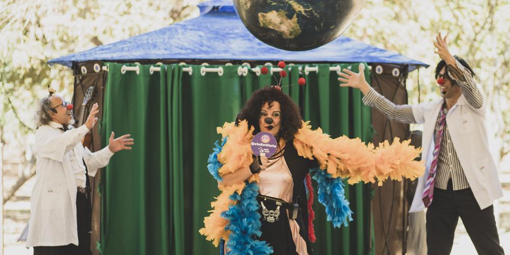 Montagem mistura arte da palhaçaria, música ao vivo e interação com a plateia (Divulgação)