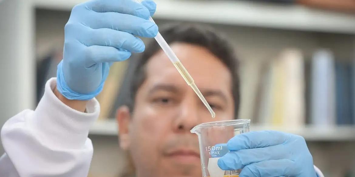 Mesmo sem laudo, os peritos podem identificar a porcentagem de metanol que é tóxica para as pessoas (Governo de SP)