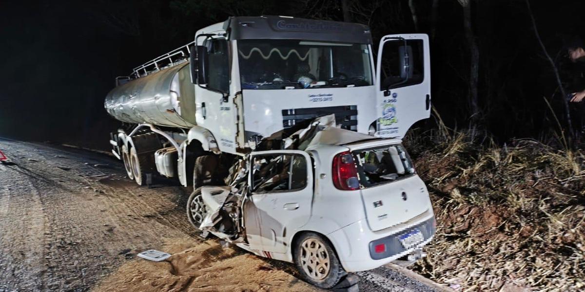 Acidente frontal registrou cinco mortos em Mirabela (Corpo de Bombeiros de Minas Gerais (CBMG))