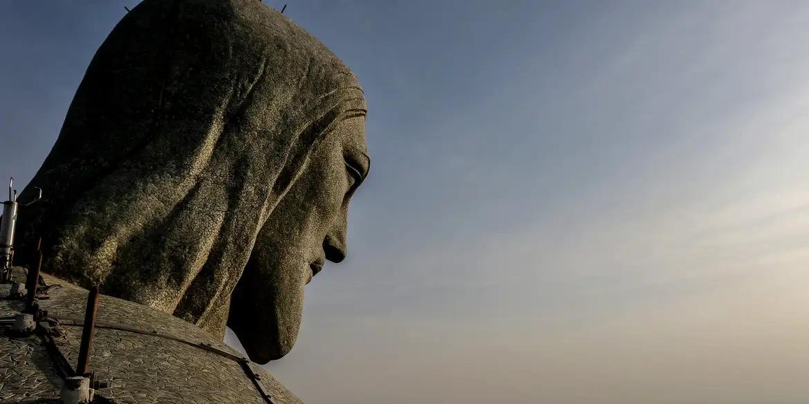 Estátua do Cristo Redentor, no morro do Corcovado (Tânia Rêgo/Agência Brasil)
