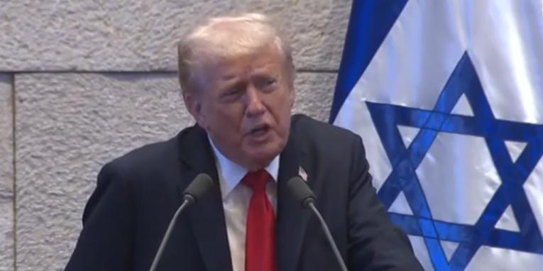 Donald Trump fala da libertação de reféns e do futuro de Gaza (Reprodução/TV)