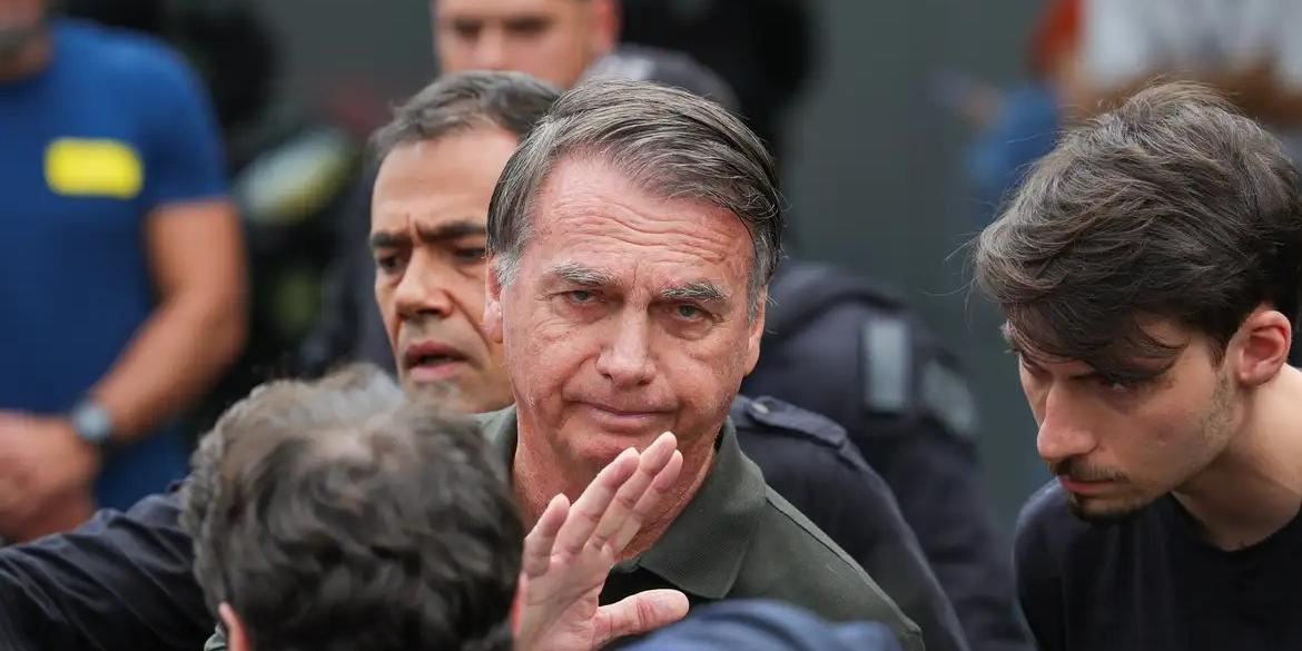 Moraes citou o “fundado receio de fuga do réu” e o “reiterado descumprimento das cautelares” para manter Bolsonaro preso em casa (Fabio Rodrigues-Pozzebom/ Agência Brasil)