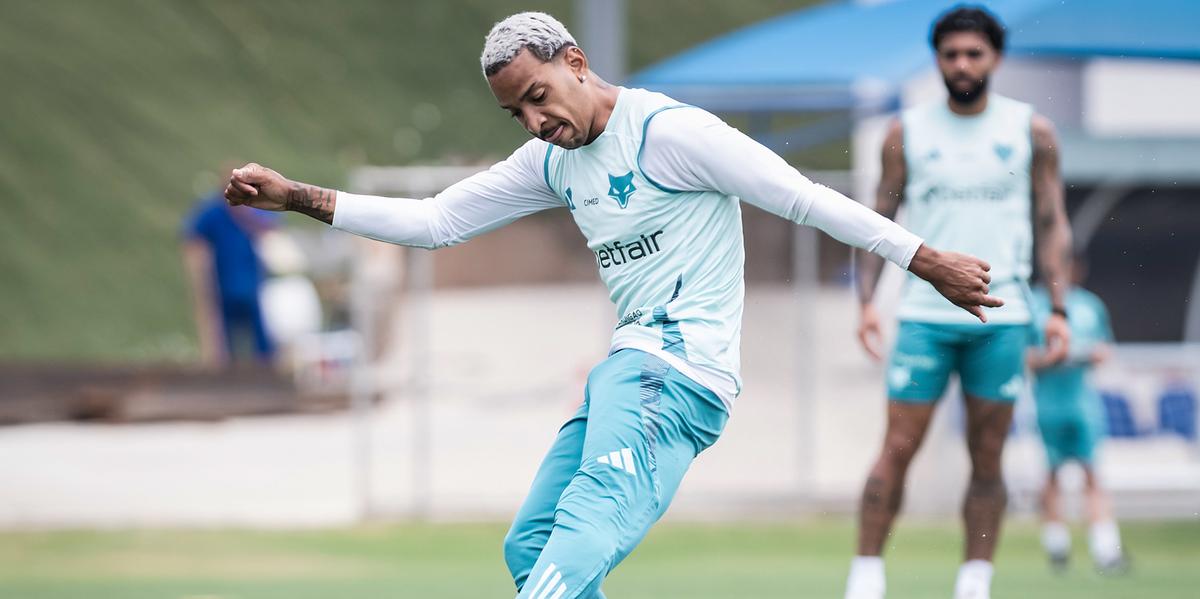 Camisa 10 da Raposa chega para o clássico com dois cartões amarelos (Foto: Gustavo Aleixo/Cruzeiro)
