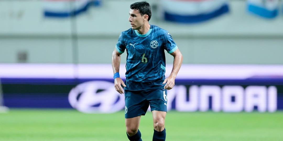 Alonso comete falha grotesca e entrega gol para Coreia do Sul no amistoso contra o Paraguai (Reprodução / Instagram Selección Paraguaya de Fútbol)